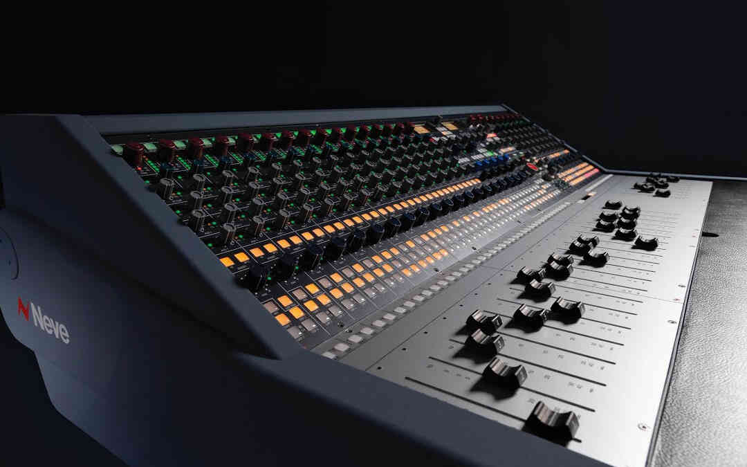 8424 Video Series – Episode 1 – Introducing the 8424 Console