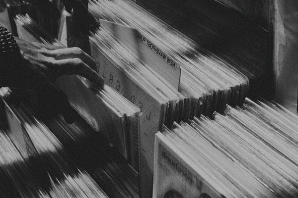 Il mondo del vinile ieri e oggi