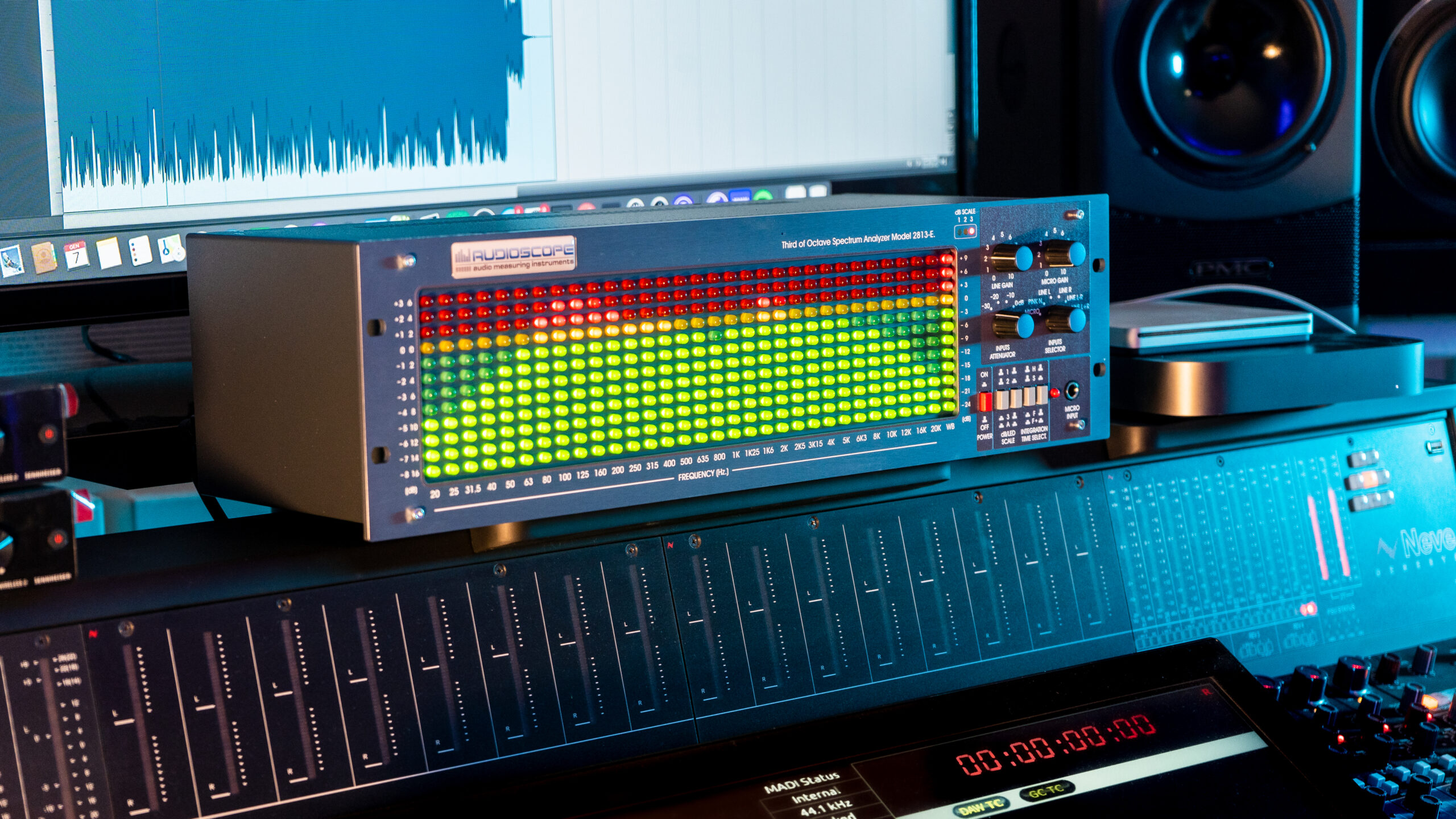 Audioscope 2813-E - Audio Spectrum Analyzer - Video